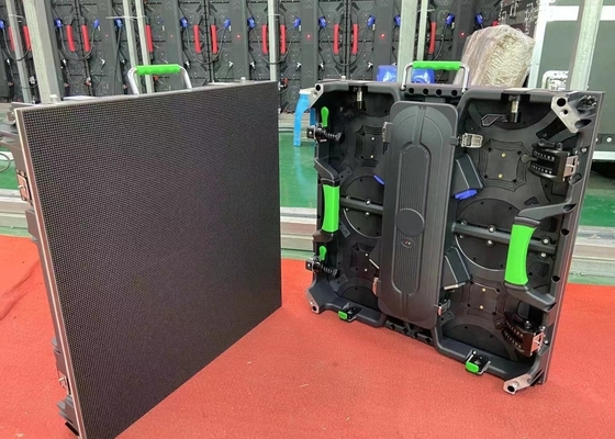 P3.91 Büyük LED Ekranlar Yüksek Parlaklık 500*500mm Sahne Kabinesi