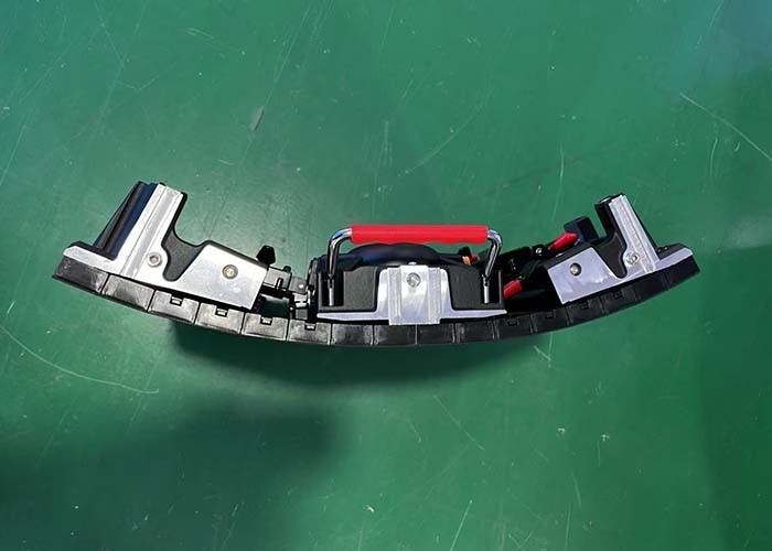 IP43 Kapalı P2.9 Kiralık LED Ekran, sahne etkinlikleri için 7680 tazeleme hızı hareketli ve kavisli arka plan